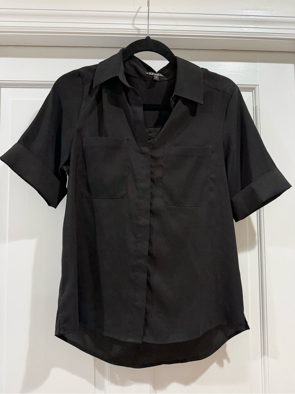 Express Black Short-Sleeve Button-Front Shirt